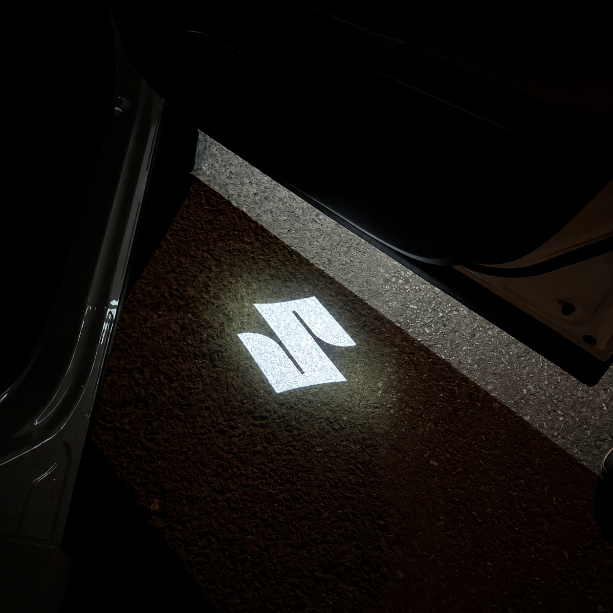 Car Door Welcome Logo Lights – Bright LED Projection