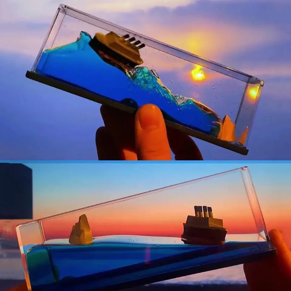 Titanic Cruise Ship Fluid Floating Decoration For Car Dashboard