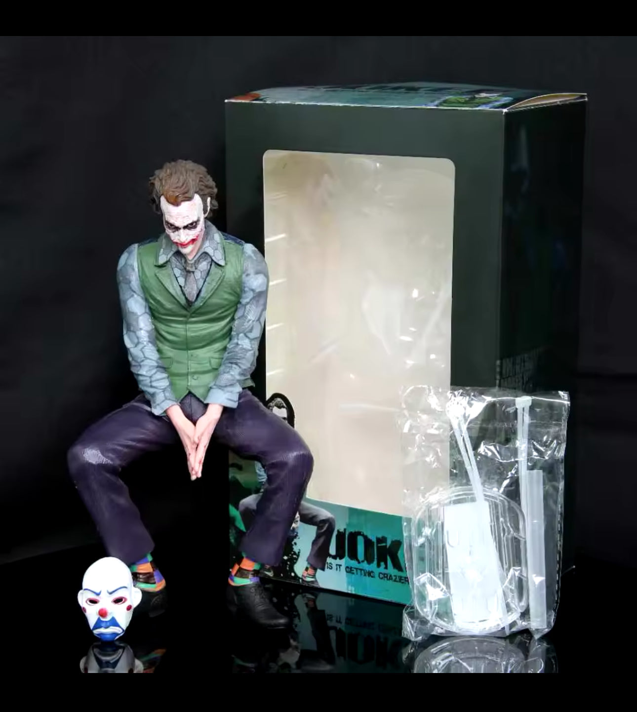 Joker Heath Ledger Action Figure Sitting Green Suit Handheld Joker Mask Car Doll Desktop Decoration