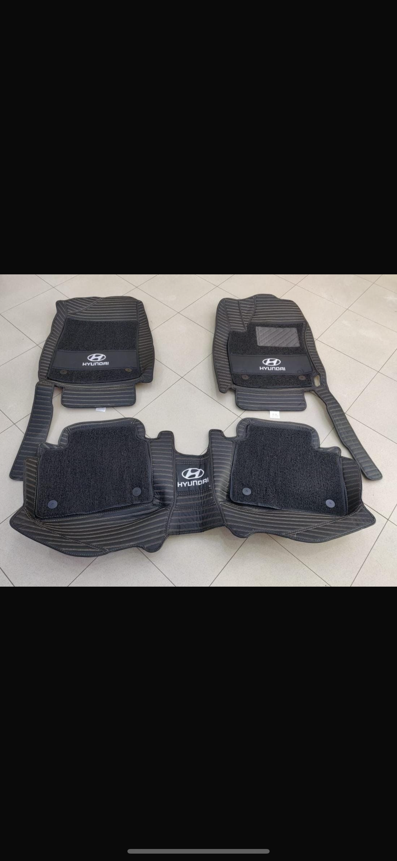 Hyundai Elantra Hybrid 2025 10D floor mats.