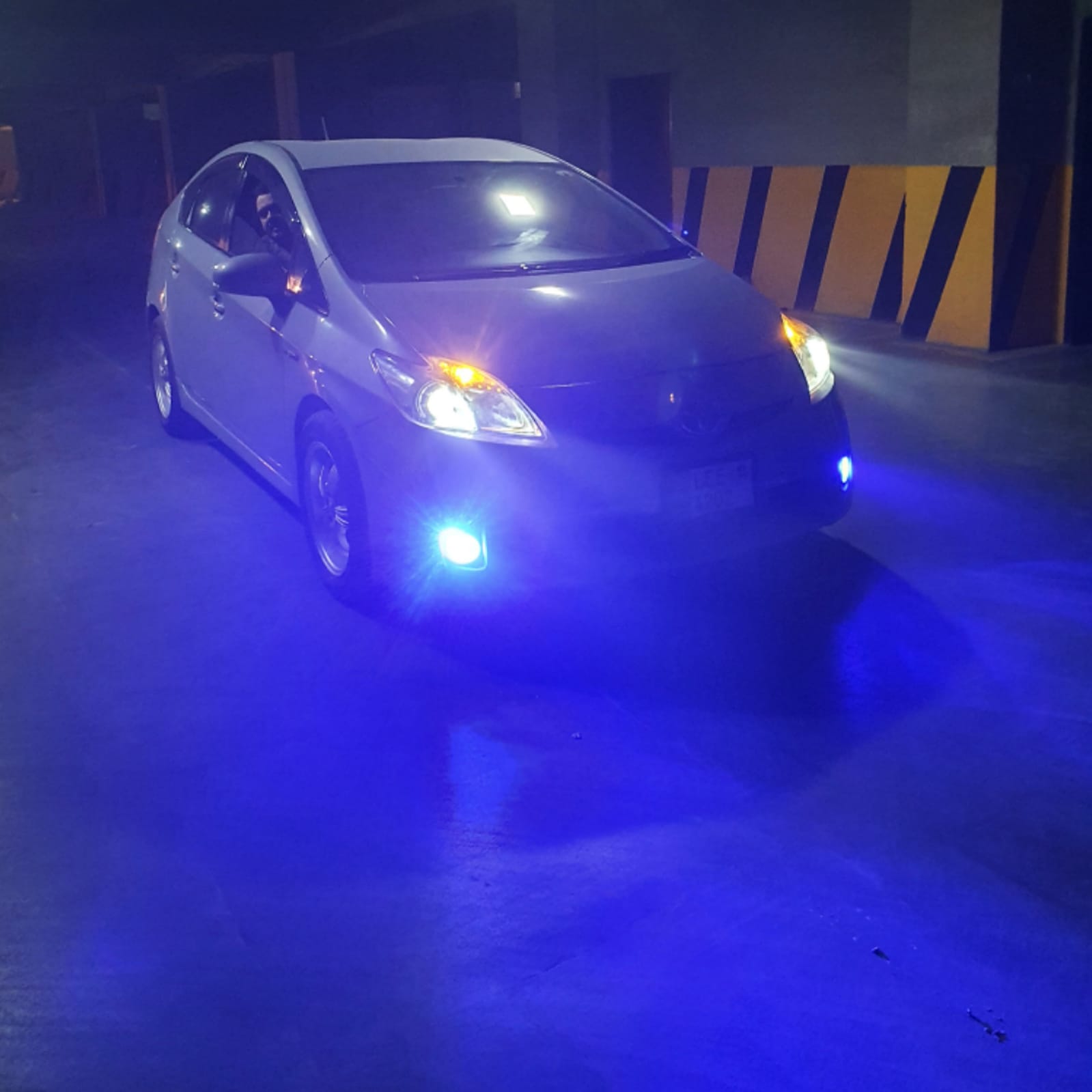 Colors Switch Back Fog Led Light With Flash H11 - 2 PCs