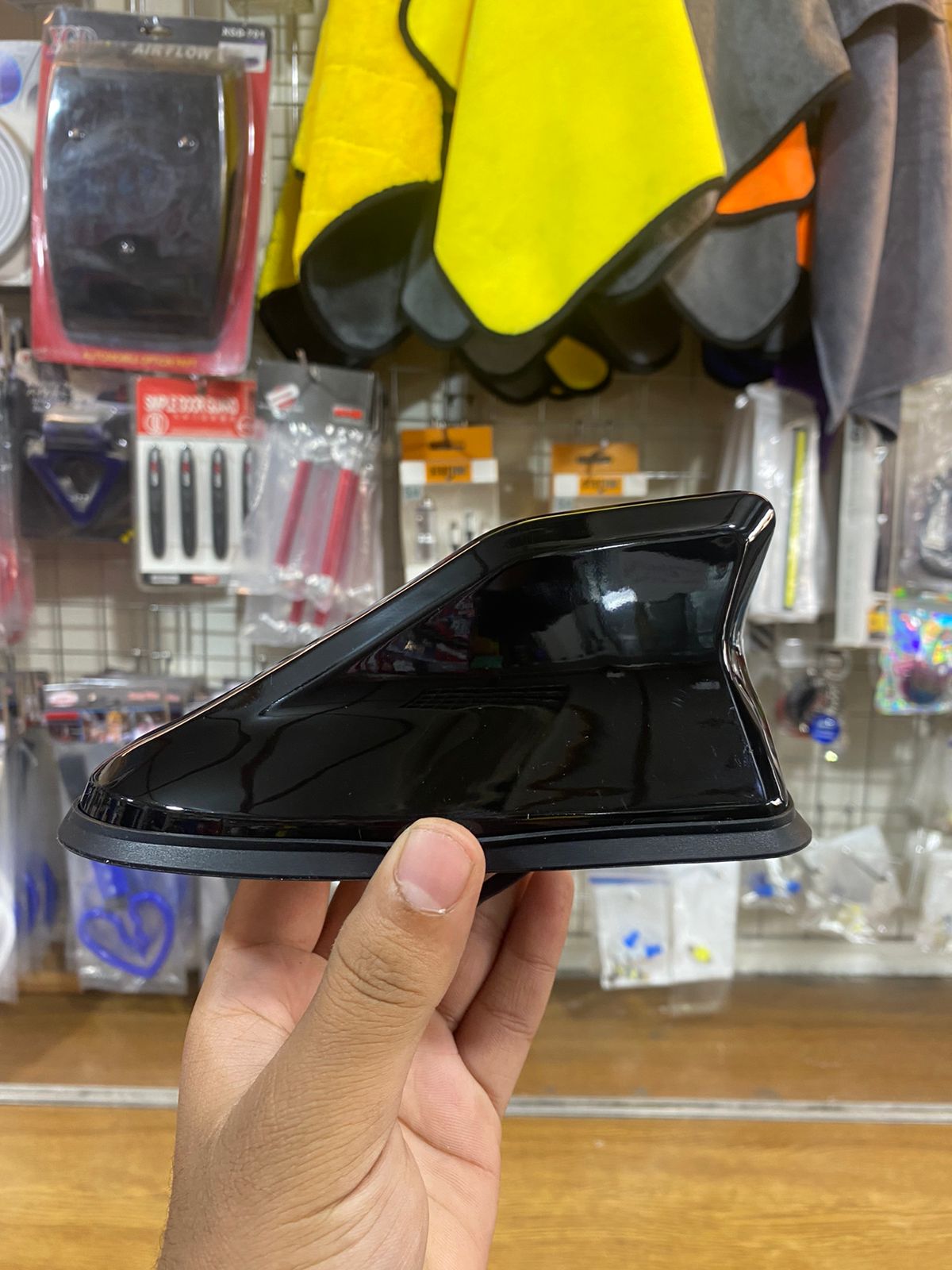 Universal JSR Style Aero Hybrid Antenna Shark Fin
